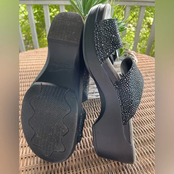 Dansko Black Sandals Sparkly Adjustable Comfort - Picture 4 of 7